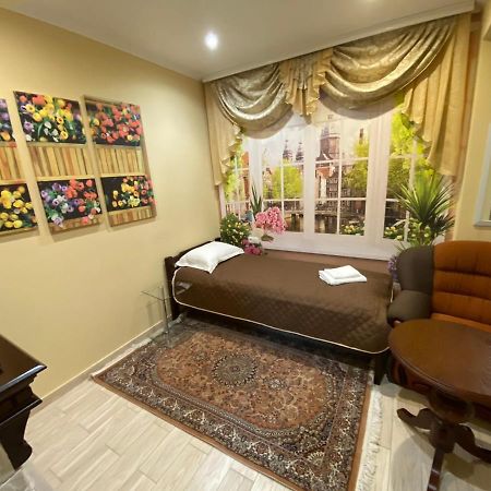 Man Apartment تشيرنيفتسي المظهر الخارجي الصورة