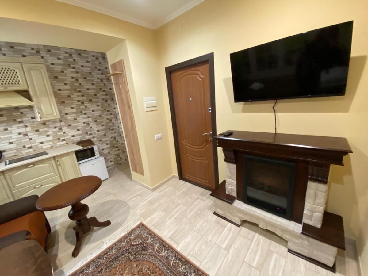 Man Apartment تشيرنيفتسي المظهر الخارجي الصورة